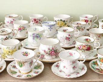 Mismatched Tea Cups and saucers, Vintage Teacups, Job Lot Tea Cups, English Teacups, 12 cups with matching saucer.