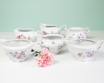 Jarras de leche antiguas, cremas de porcelana. Haz tu elección.