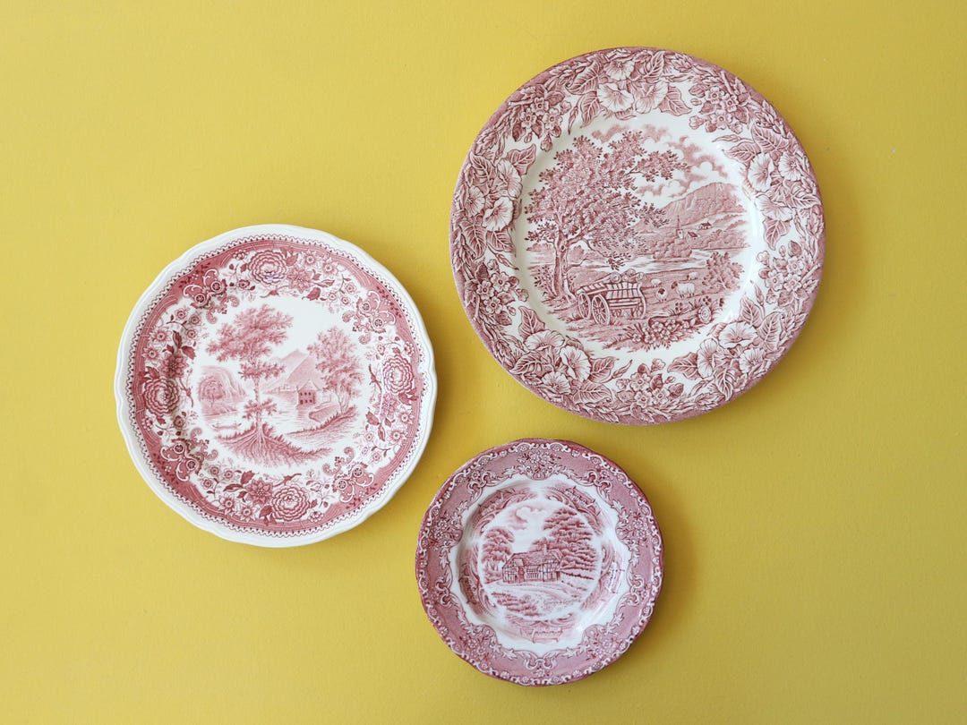 Red Transferware Set Plate Set, Vintage Red Transferware Decor, Plate Collection, Set of 3 ...