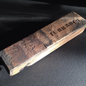 Scottish Whisky (Whiskey) Barrel Dave Flaschenöffner - anpassbar mit Ihrem Namen oder Ihrer Nachricht