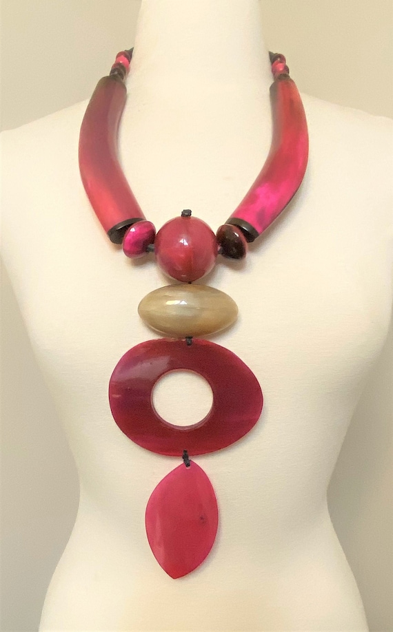 Gorgeous Danish Designer Statement Fuchsia Dye Buffalo Horn Large Necklace