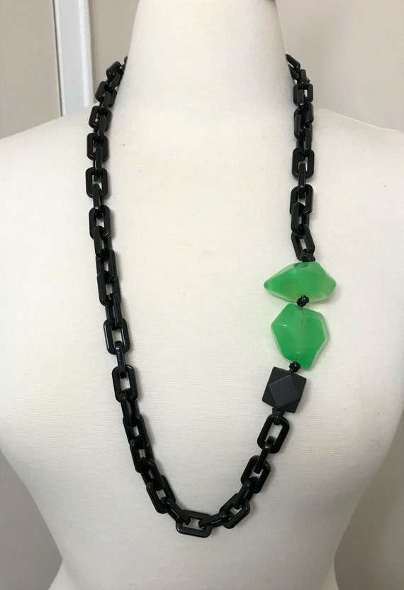 Gorgeous PONO Style Black & Green Resin Chain Lon… - image 6