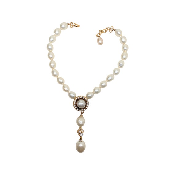 Vintage Authentic Chanel Faux Baroque Pearl & Cry… - image 2