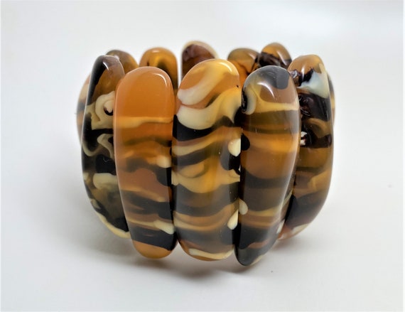 Gorgeous Brown & Beige Resin Tortoise Stretch Bracelet