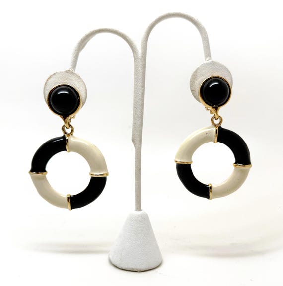 Vintage Gold Tone Black & Cream Color Enamel Clip on Hoop Earrings
