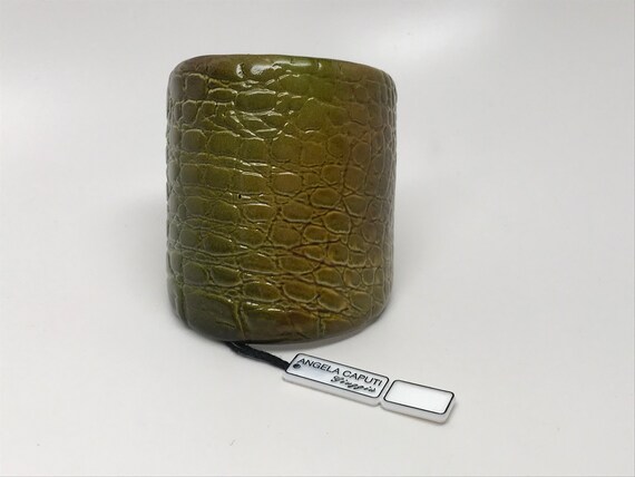 Gorgeous Angela Caputi Large Green Resin Cuff Bracelet