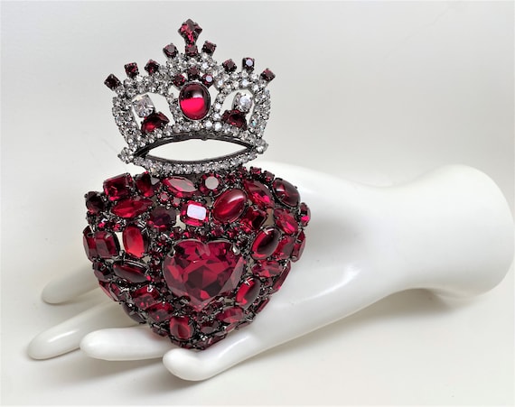 Chris Crouch's Moans Couture Glass Cabochons Ruby Red Heart /Crown Pin Brooch