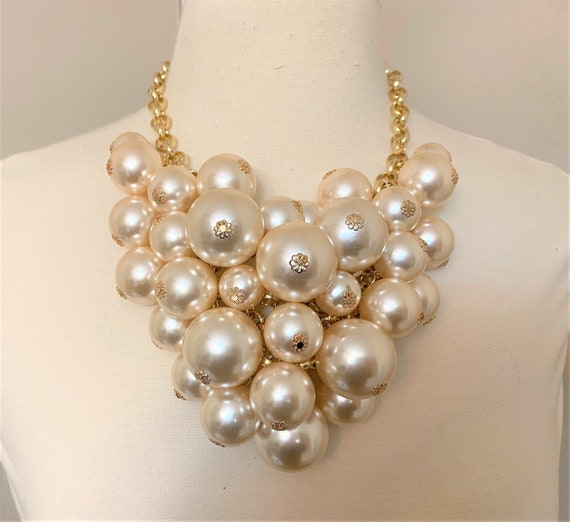 Stunning Monies Style Modernistic Faux Pearl Bib Necklace