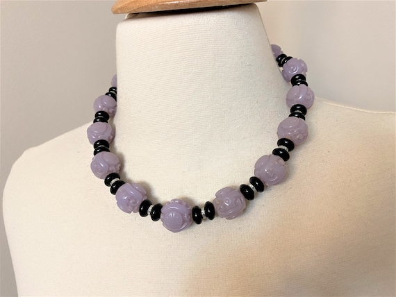 Vintage KJL Kenneth Jay Lane Lavender Color Asian Motive Resin Beads Necklace