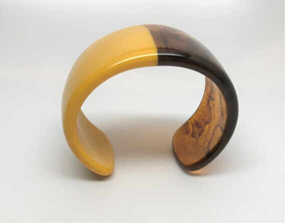 Spectacular Yellow, Brown Large Two Tone Resin & … - image 3