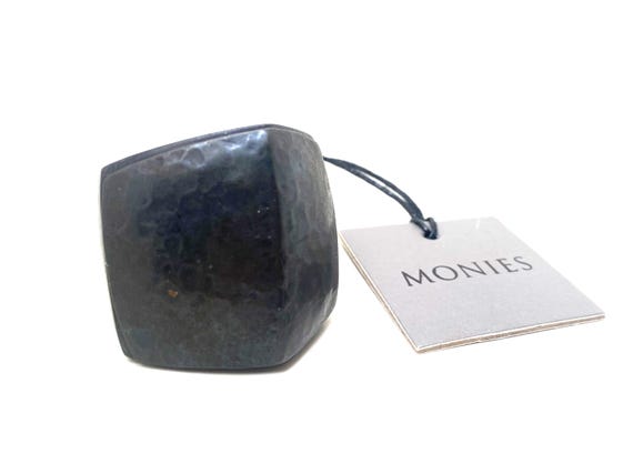 Gorgeous Gerda Lynggaard Monies Hammered Metal & Ebony Massive Cocktail Ring 6.5