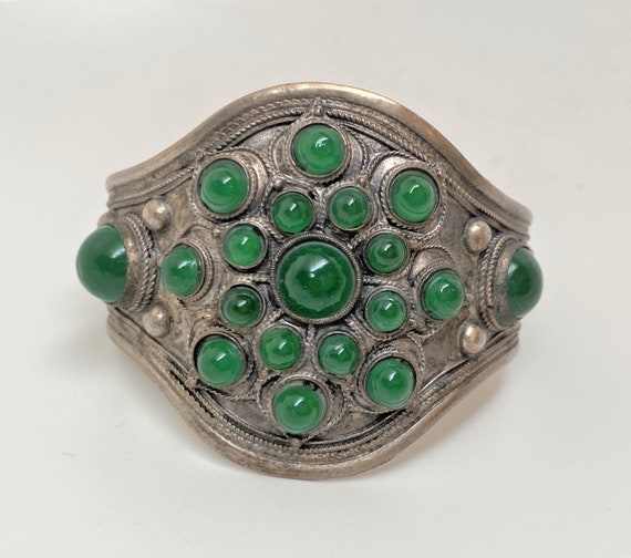 Gorgeous Antique Silver Tone & Faux Emerald Green Cabochons Cuff Bracelet