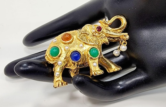 Vintage Gold Tone, Faux Pearl & Cabochon Elephant Pin Brooch