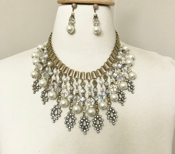 Gorgeous Vintage Faux Pearl & Rhinestone Fringe Bib Necklace Earrings Set