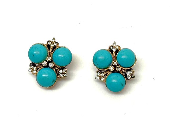 Vintage Rhinestones & Turquoise Color Stone Vogue Clip on Earrings