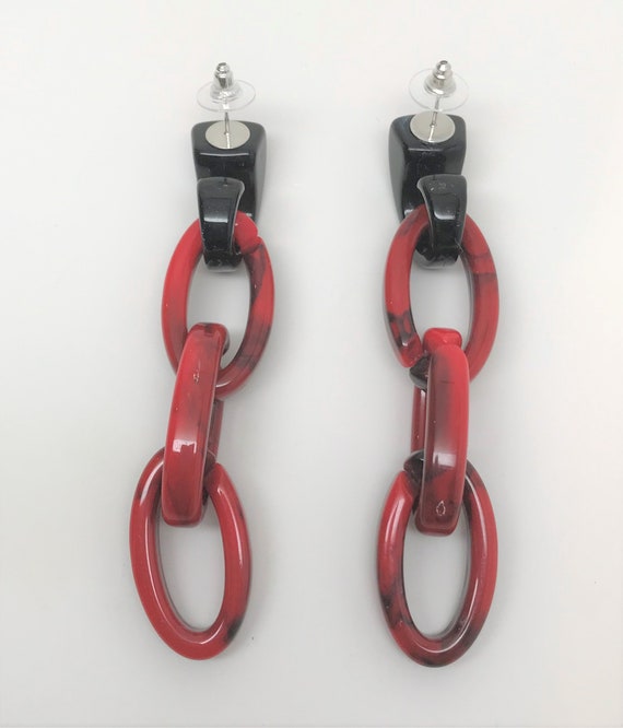 Gorgeous Red & Black Chain Dangle Pierced Earrings - image 5