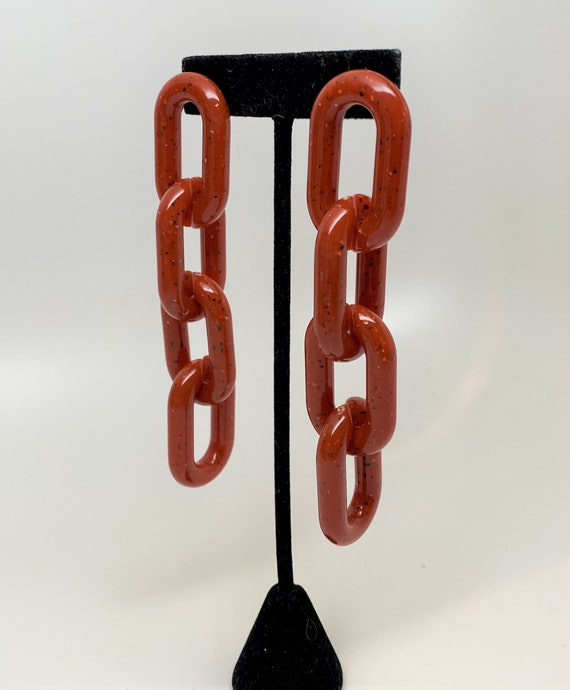 Gorgeous Maroon Color Confetti Resin Chain Dangle Pierced Earrings