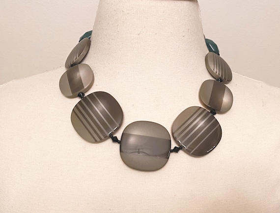 ANGELA CAPUTI Two Tone of Brown Resin Choker Necklace