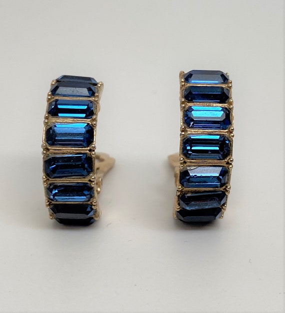 Vintage Hollycraft Blue Rhinestone Baguettes Demi Hoop Clip On Earrings