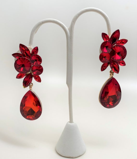 Stunning Ruby Red Rhinestone Dangle Earrings - image 6