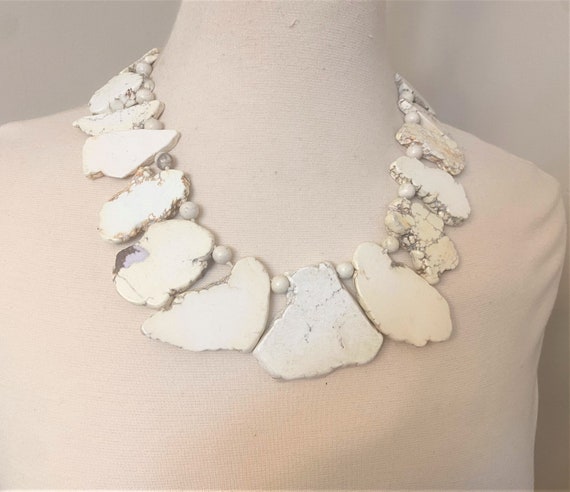 Beautiful Off White & Brown Stone Slab Necklace - image 7