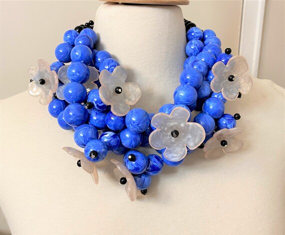 Fabulous Lucite Flowers & Blue Acrylic Beads Necklace By Maggie Karajian