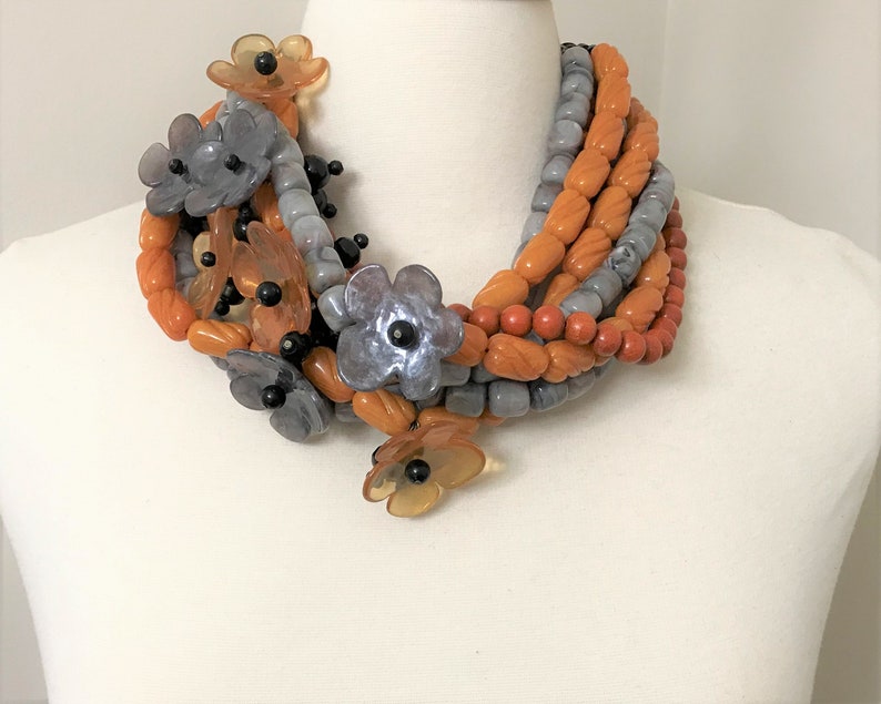 Acrylic /& Wood Beads Necklace Angela Caputi Fabulous Lucite Flowers
