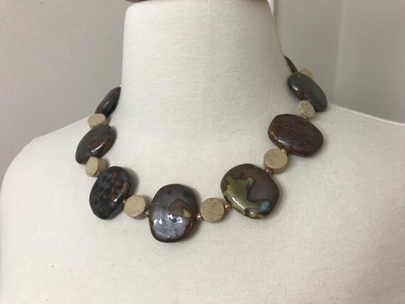 Vintage Brown Ceramic Necklace - image 7