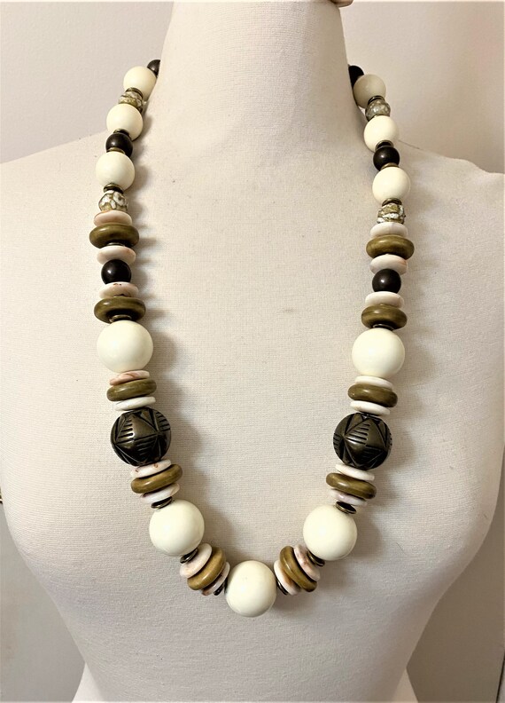 Vintage Statement Cream Color Resin & Bronze Tone Long Necklace
