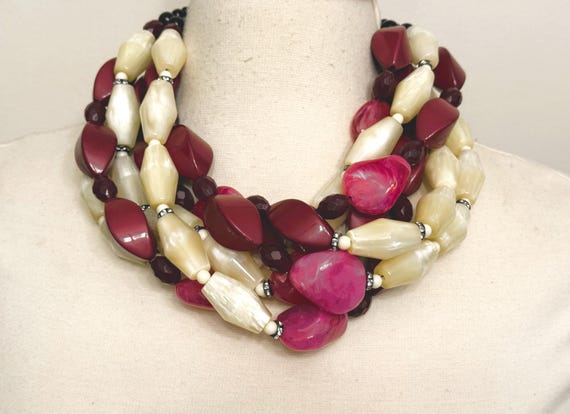 Gorgeous Burgundy Color Resin & Cream Acrylic Beads Necklace