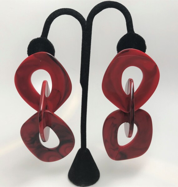 Stylish Large Red And Black Marbleize Acrylic Large Clip On Earrings