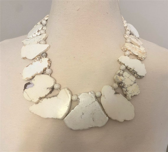 Beautiful Off White & Brown Stone Slab Necklace - image 5
