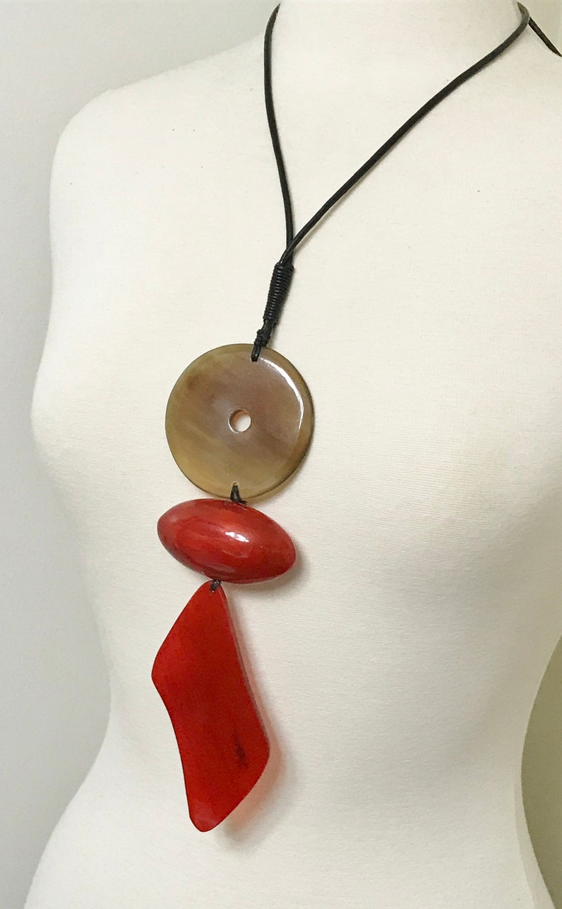 Monies Style Leather /& Red Buffalo Horn Statement Designer Long Pendant Necklace