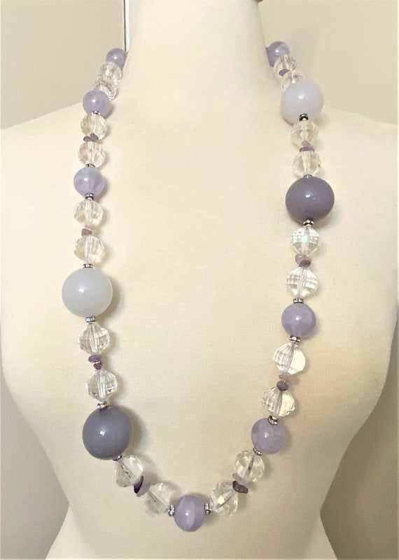 Gorgeous Gray Resin & Clear Faceted Lucite Beads Long Necklace