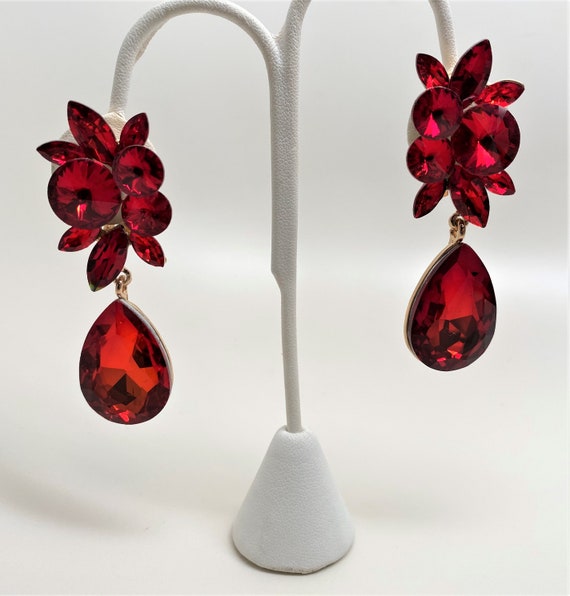 Stunning Ruby Red Rhinestone Dangle Earrings - image 3