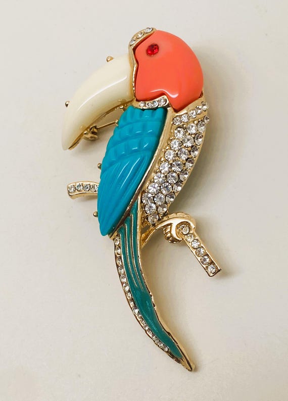 Vintage Unsigned Hattie Carnegie Acrylic Toucan Bird Brooch - Etsy
