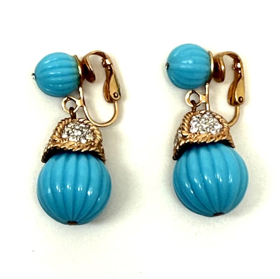 Vintage Gold Tone & Light Blue Turquoise Glass Rhinestone Clip on Earrings