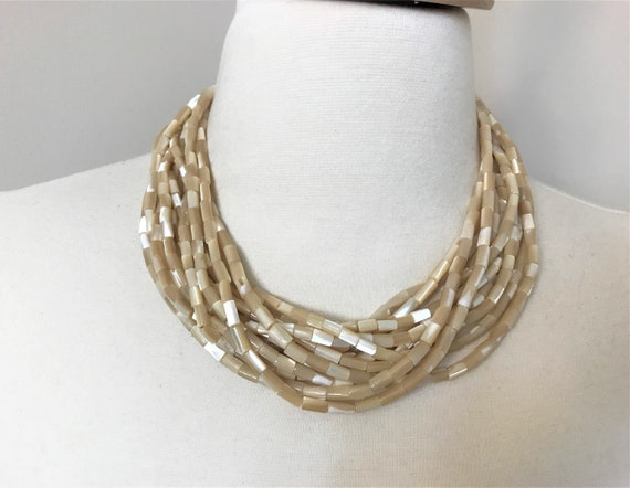 Beautiful Multi Strand Natural Shell Beads Neckla… - image 4