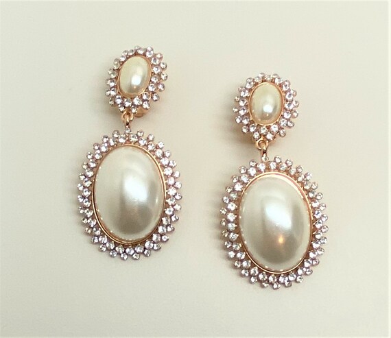 Vintage Faux Pearl Crystal Clear Rhinestone Dangle Clip On Earrings
