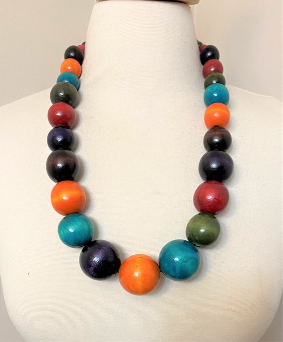 Beautiful Vintage Multi Color Dye Beads Necklace