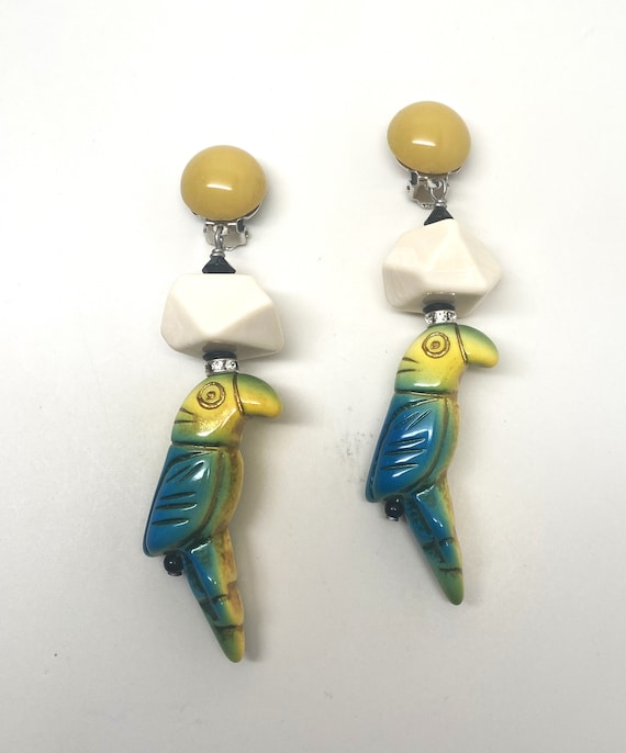 Italian Designer Angela Caputi Gorgeous Parrot Resin Clip On Dangle Earrings