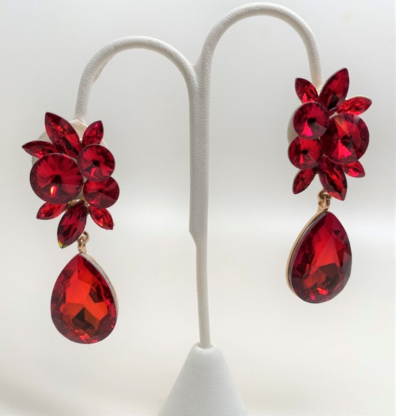 Stunning Ruby Red Rhinestone Dangle Earrings - image 5