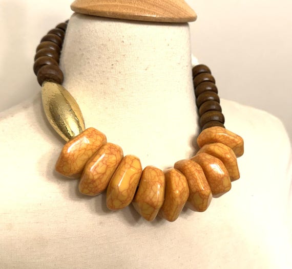Beautiful Brown, Gold Wood & Resin Choker Necklace