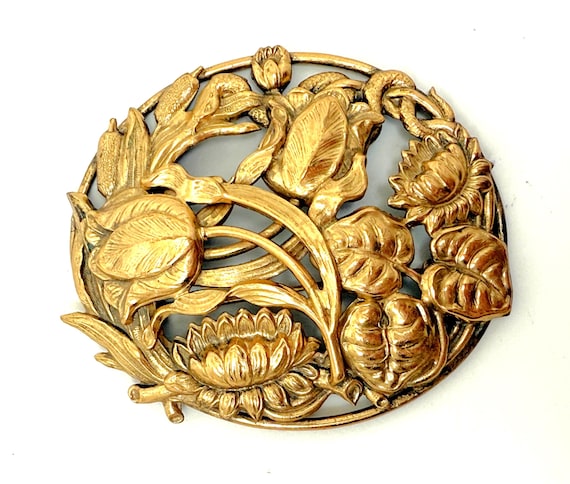 Unique Vintage Gilt Brass Flowers Large Pin Brooch