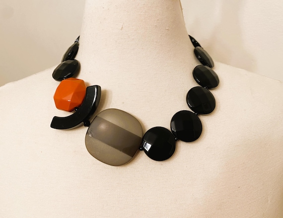 ANGELA CAPUTI Two Tone of Brown & Coral Resin Choker Necklace