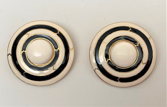 Vintage Cream & Black Color Enamel With Resin Cabochon Clip On Earrings