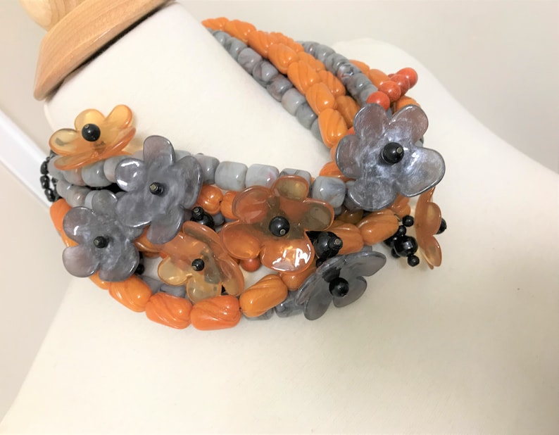 Acrylic /& Wood Beads Necklace Angela Caputi Fabulous Lucite Flowers