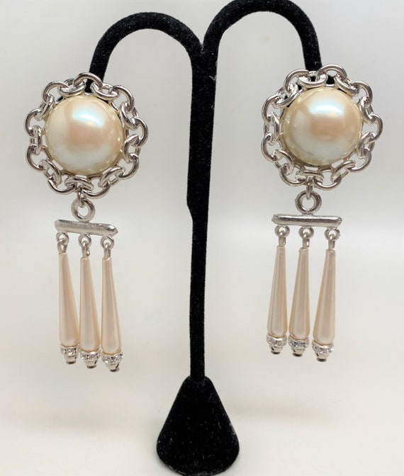Faux Pearls & Rhinestone Rondelles Dangle Clip On Earrings