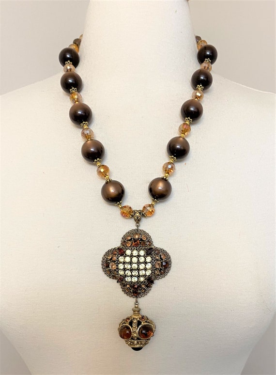 Vintage Brown Acrylic Beads & Rhinestone Pendant Necklace