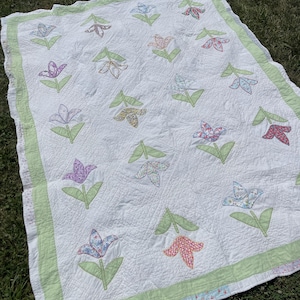 Vintage Cotton Feedsack Quilt Blanket 1940s Cutter Flowers Crafting